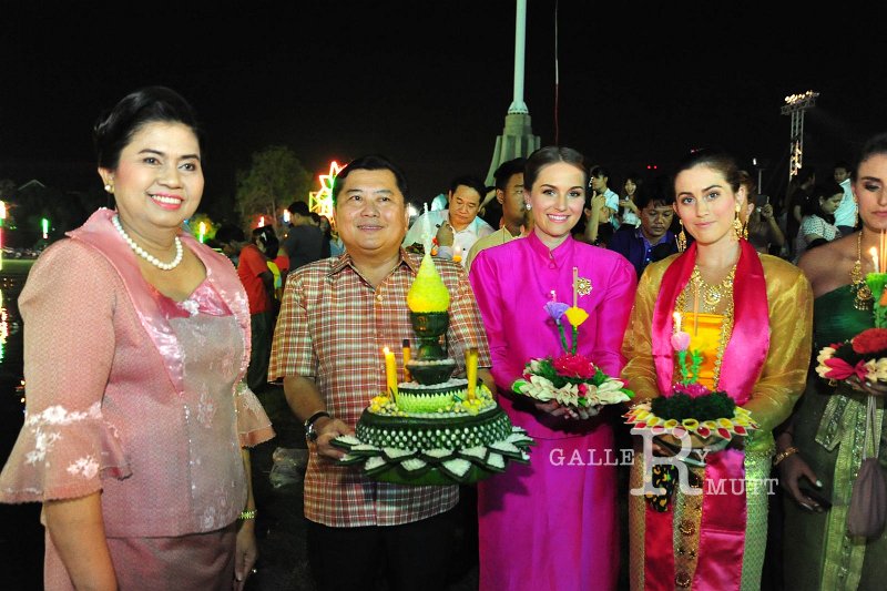 20151125-Loy Kratong_134.JPG